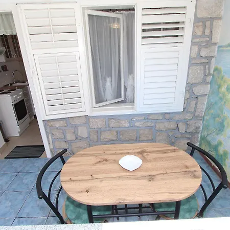 Apartment Lauschiges Studio-apartment Nur 5 Gehminuten Zum Zentrum Von - Mit Privatparkplatz Rovinj
